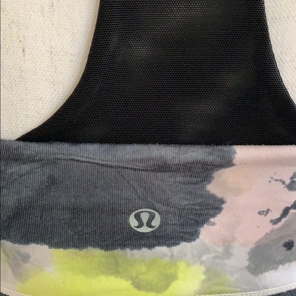 Lululemon Scoop-neck Tank - Picture 3 of 5